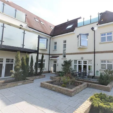 Rent this 2 bed apartment on Northwood Green Lane in Northwood College for Girls, Maxwell Road