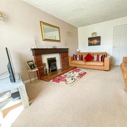 Image 5 - 72 Blakemore Drive, Sutton Coldfield, B75 7RW, United Kingdom - House for sale