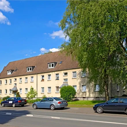 Rent this 3 bed apartment on Kölner Straße 43 in 45661 Recklinghausen, Germany
