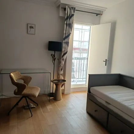 Image 9 - Orpi Optimum Paris 19Eme, Rue de Crimée, 75019 Paris, France - Apartment for rent