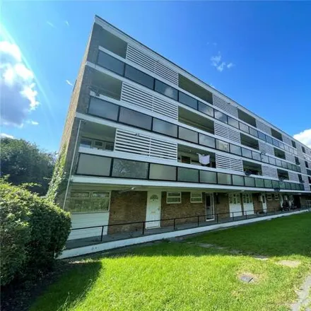 Buy this 1 bed apartment on Capelston in Basildon, SS15 5BQ