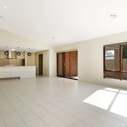 Rent this 4 bed apartment on Howse Crescent in Wodonga VIC 3690, Australia