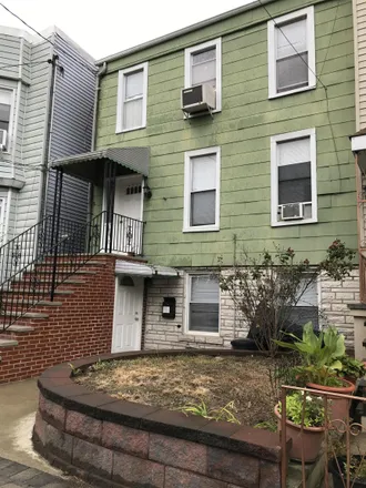 Buy this 5 bed duplex on 233 Ogden Avenue in Jersey City, NJ 07307