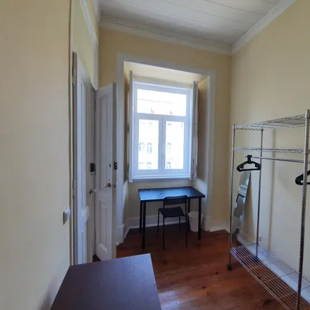 Rent this 7 bed room on Avenida Almirante Reis 56 in 1150-019 Lisbon, Portugal