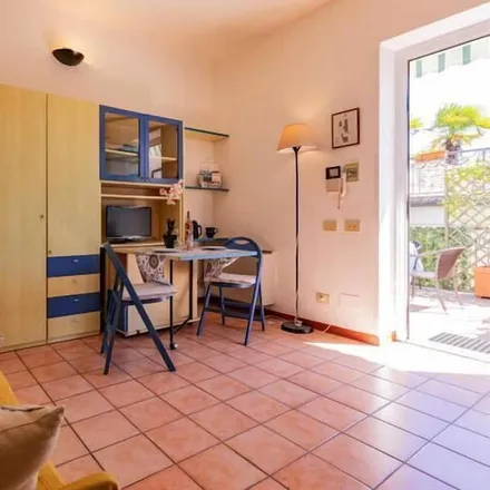 Image 2 - Oggebbio, Verbano-Cusio-Ossola, Italy - Apartment for rent