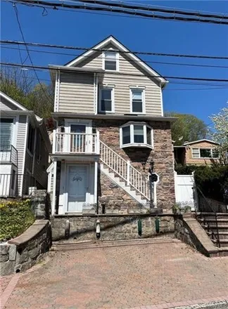 Buy this 3 bed house on 13 South Washington Avenue in Hartsdale, Greenburgh
