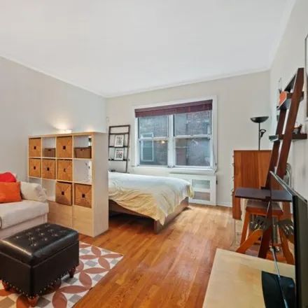 Buy this studio apartment on 530 E 84th St Apt 3m in New York, 10028