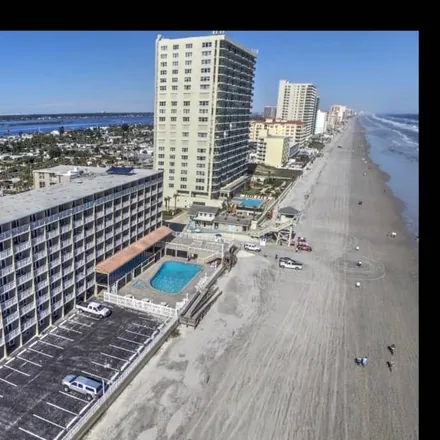 Image 8 - Daytona Beach, FL - Condo for rent