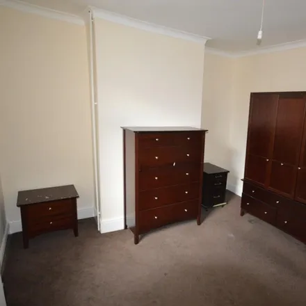 Image 4 - Manchester Road, Pendlebury, M27 4UP, United Kingdom - Apartment for rent