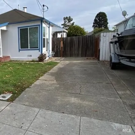 Buy this 4 bed house on 123 Central Avenue in Alameda, CA 94607