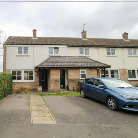 Buy this 2 bed house on 75 Magdalene Close in Longstanton, CB24 3EQ