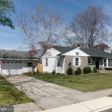 Buy this 2 bed house on 527 West Charles Street in Palmyra, Burlington County