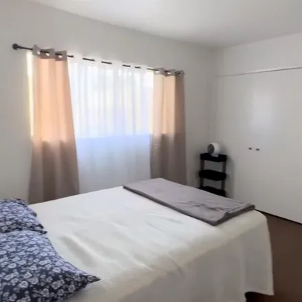 Rent this 1 bed room on 885 Thayer Avenue in Los Angeles, CA 90024