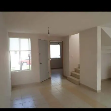Rent this 2 bed house on Calzada de Belén in Delegación Epigmenio González, 76148