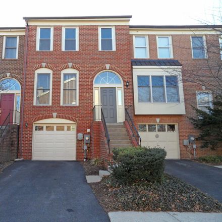 Rent this 3 bed townhouse on 1525 Templeton Place in Rockville, MD 20852