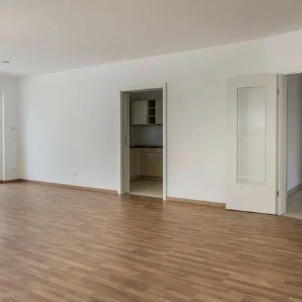 Rent this 5 bed apartment on Mainzer Straße in 65239 Hochheim am Main, Germany