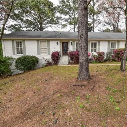 Buy this 4 bed house on 616 Stone River Road in Fox Run, Tuscaloosa