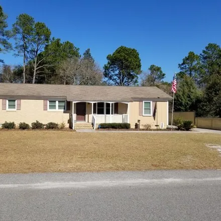 Buy this 3 bed house on 233 Carolina Circle in Colleton County, SC 29488