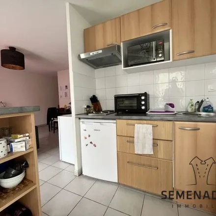 Rent this 2 bed apartment on 76 Route de Narbonne in 31400 Toulouse, France