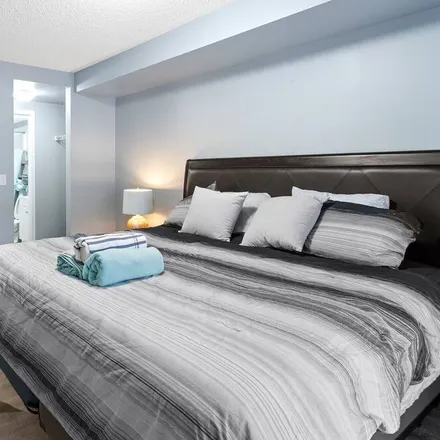 Image 3 - Edmonton, AB T6W 1N4, Canada - Condo for rent