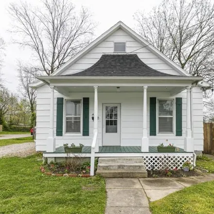 Buy this 4 bed house on 422 West Jackson Street in Marshfield, MO 65706