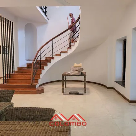 Rent this 5 bed apartment on 9 Bullers Lane in Thimbirigasyaya, Colombo 00700