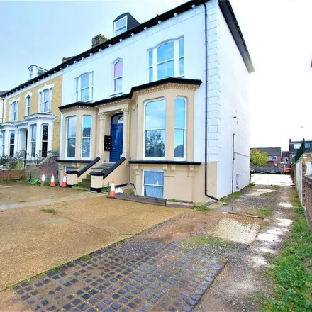 Rent this 2 bed apartment on Overcliffe in Gravesend, DA11 0EJ