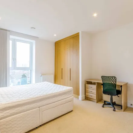 Image 3 - Jude Street, London, E16 1FF, United Kingdom - Apartment for rent