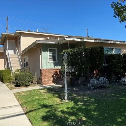Rent this 1 bed apartment on Alley n/o Alameda Avenue in Burbank, CA 91522