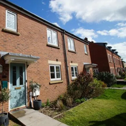 Buy this 3 bed townhouse on Stroud Way in Weston-super-Mare, BS24 7HE