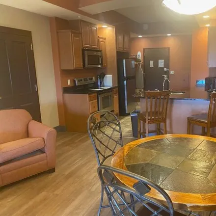 Buy this 3 bed condo on Chula Vista Resort in Chula Vista Parkway, Wisconsin Dells