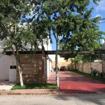 Rent this 2 bed townhouse on Calle 45 in 97117 Mérida, YUC