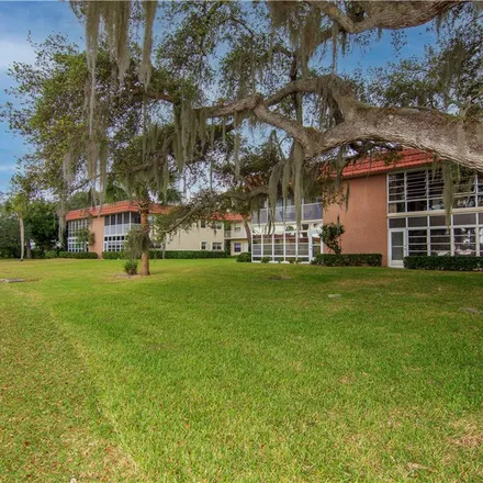 Image 8 - Spring Lake Drive, Florida Ridge, FL 32962, USA - Apartment for rent