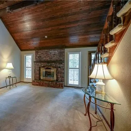 Image 6 - 3952 Southwest Batten Drive, Lee's Summit, MO 64082, USA - Loft for sale