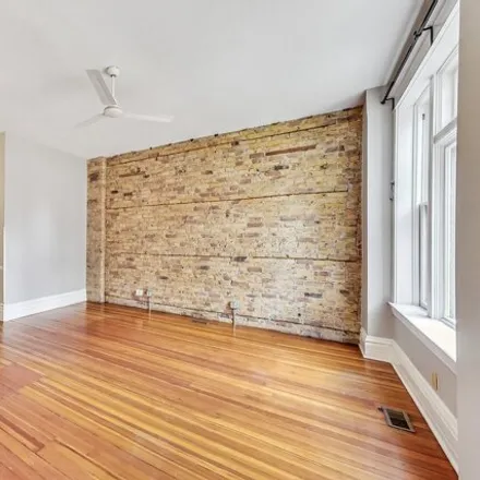 Image 2 - 855 North Mozart Street, Chicago, IL 60622, USA - House for sale