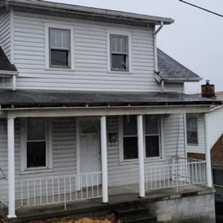 Buy this 2 bed house on 723 Race Street in Fairmont, WV 26554