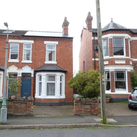 Rent this 3 bed house on The Hill Avenue in Worcester, WR5 2AW