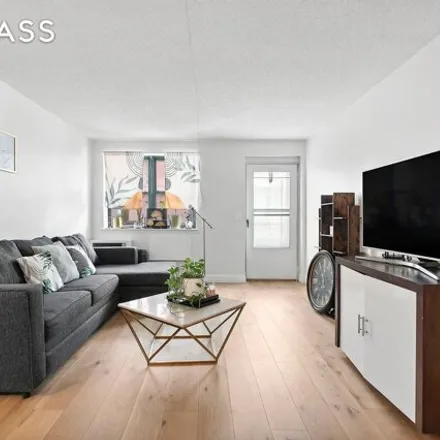 Buy this studio apartment on 1919 Madison Avenue in New York, NY 10035