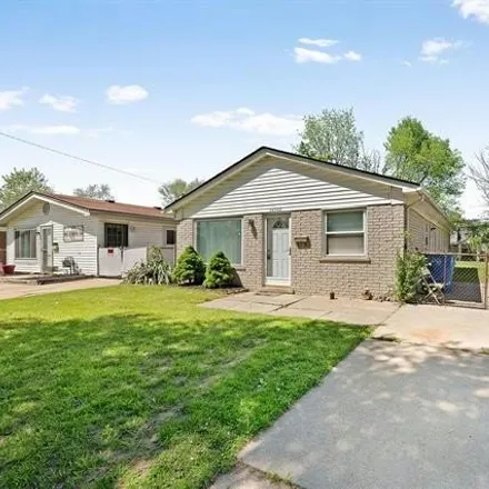 Image 2 - 26166 Amherst Street, Dearborn Heights, MI 48125, USA - House for sale