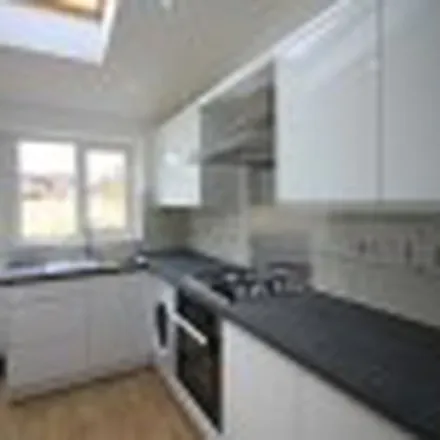 Rent this 5 bed apartment on 10 Severn Road in Coventry, CV1 2BD