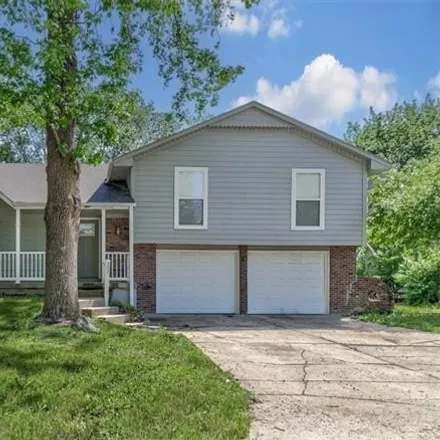 Buy this 3 bed house on 2998 Southeast 7th Street in Blue Springs, MO 64014