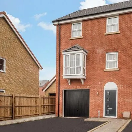 Buy this 4 bed townhouse on Buxton Road in Broadland, NR6 7GD