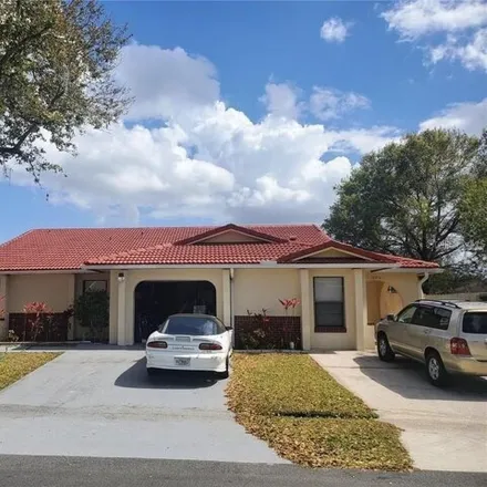 Buy this 5 bed house on 371 Cocoa Ct in Kissimmee, Florida