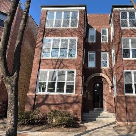 Rent this 4 bed house on 1248-1250 West Eddy Street in Chicago, IL 60657