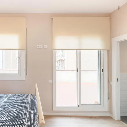 Rent this 1 bed apartment on Bar el pepino in Carrer de Tordera, 33