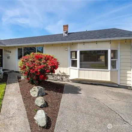Buy this 3 bed house on 1108 15th Street in Anacortes, WA 98221