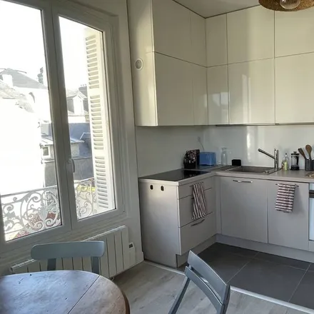 Image 6 - 14360 Trouville-sur-Mer, France - Apartment for rent