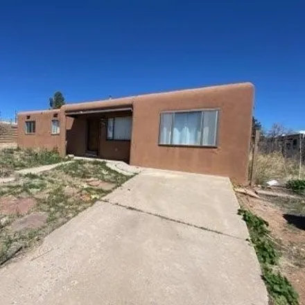 Buy this 2 bed house on 1015 Calle la Resolana in Santa Fe, NM 87507