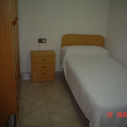 Image 5 - Carrer del Pare Mariana / Calle del Padre Mariana, 03004 Alicante, Spain - Apartment for rent