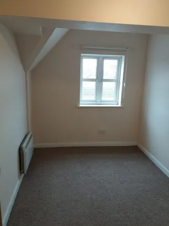 Image 7 - Westleigh Close, Northampton, NN1 4JX, United Kingdom - Apartment for rent